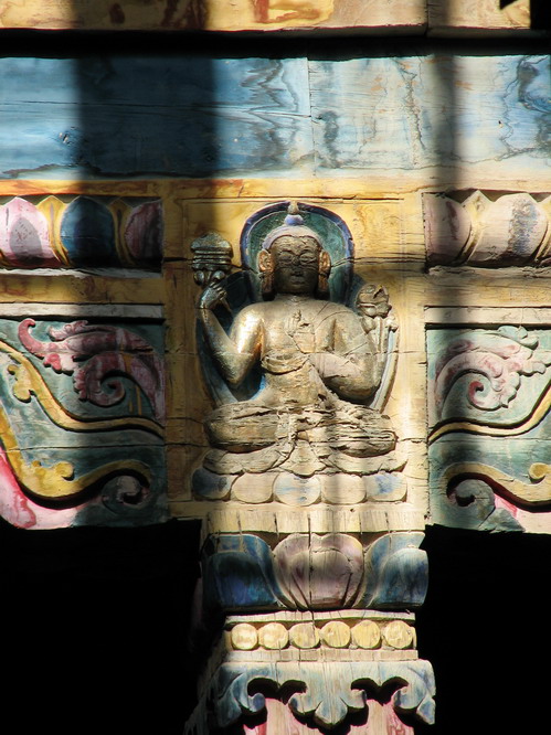 A wooden roof beam. Toling, Tibet.